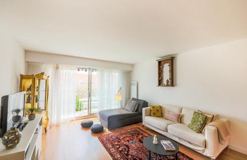 Jean-Medecin Apartment | LE FRANCIA II AP4197 By RIVIERA HOLIDAY HOMES