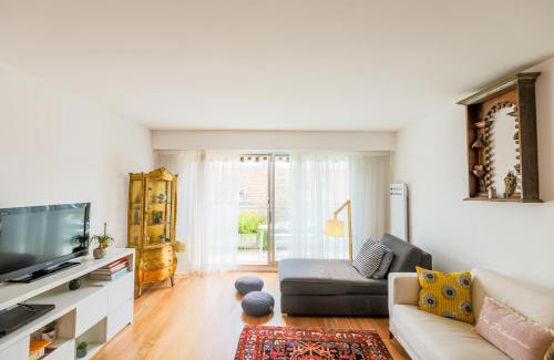 Jean-Medecin Apartment | LE FRANCIA II AP4197 By RIVIERA HOLIDAY HOMES