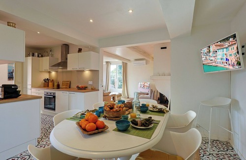 Grimaud Villa | Les Arbousiers, Emma Villas