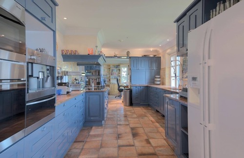 Theoule-Superieur Villa | Luxury estate, 180° sea view, heated infinity pool, sleeps 9