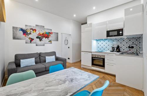 Jean-Medecin Apartment | Nice Renting - VERDUN - Designer Cocoon Massena Calm Air Conditioning