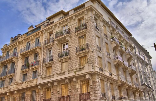 Thiers Apartment | Rossini 2 - a spacious one bedroom apartment in central Nice