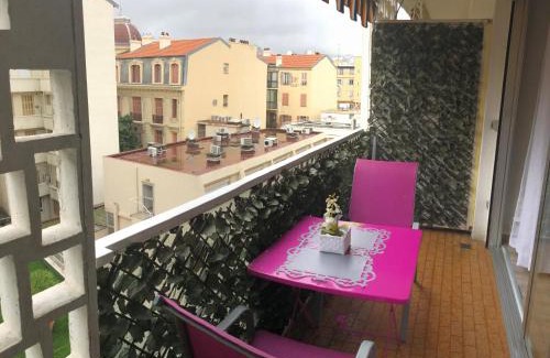 Carre d'Or Apartment | Royal Promenade