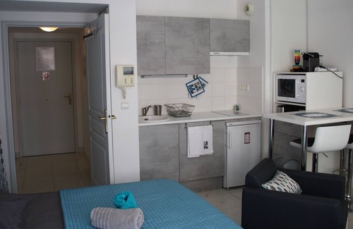 Carre d'Or Apartment | Studio 50 m beaches