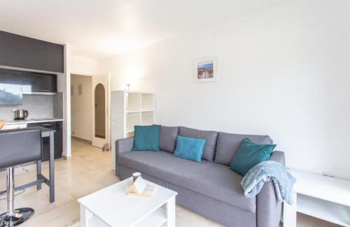 Nice City Centre Apartment | Studio Terrasse au calme Nice, avec Piscine !
