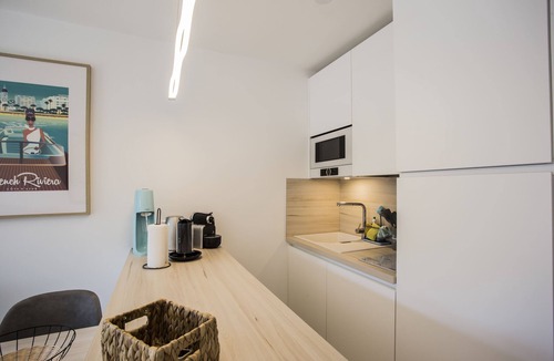 Mandelieu-la-Napoule Beach Apartment | 14389 Superb 2-room apartment
