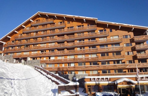 Meribel-Mottaret Apartment | 150m from resort center, 1st floor, balcony, 27m², Méribel-Mottaret