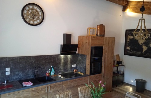 Chateaurenard Cottage | 18th century gite mas in Provence with SPA
