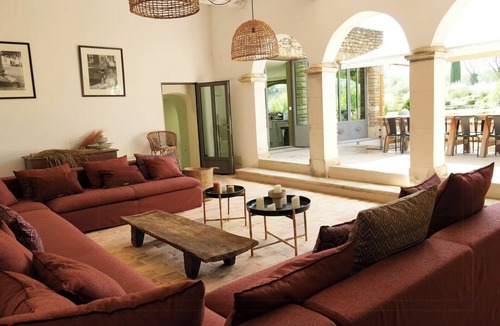 Oppede House | 19th-century mas with pool and garden