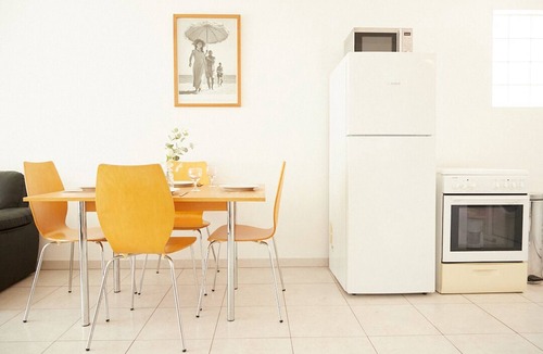 Antibes Old Town Apartment | 2-Bedrm Center Old Antibes. AirCon. Top-floor. Terasse. 3 Mins to Beach & Train.