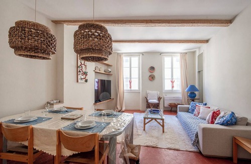 Noailles Apartment | 2-bedroom apartment in the heart of Marseille