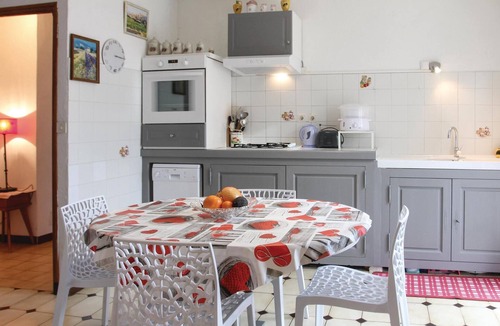 Saint-Trinit House | 2 bedroom cozy home in Saint Trinit