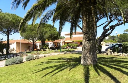 Frejus Villa | 2-Bedroom Vacation Rental for 4 People