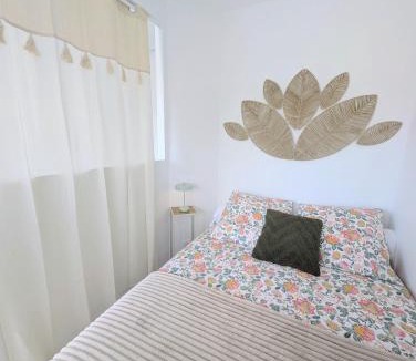 Villeneuve Loubet Beach Apartment | 2 pièces 4 personnes magnifique vue mer clim parking