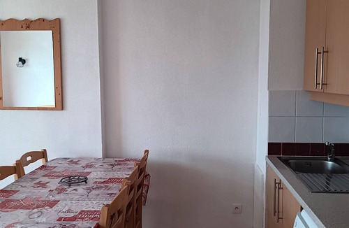 Puy-Saint-Vincent Apartment | 2-Room Apartment for 6 People with Balcony in Puy-Saint-Vincent