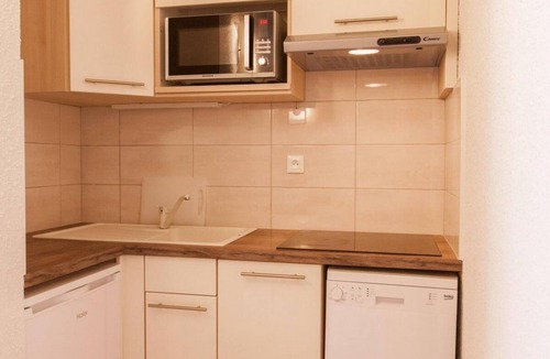 Briancon Apartment | 200m from resort center, 4th floor, balcony, tv, ski locker, 28m², Serre Chevalier