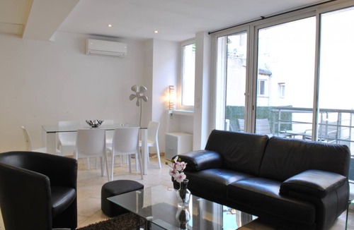 Cannes City Centre Apartment | 210 m² Apartment ∙ 6 bedrooms ∙ 12 guests