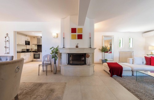Le Cannet Villa | 210m² Villa with Swimming Pool - Mougins