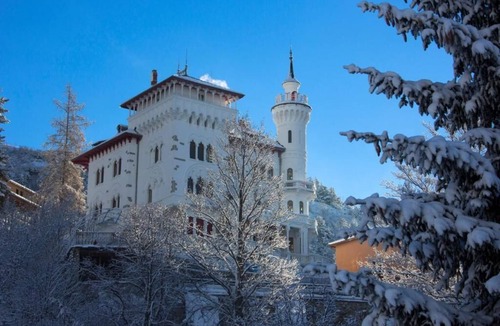 Jausiers Apartment | 2nd floor, swimming pool, hammam, parking, tv, 35m², Pra Loup