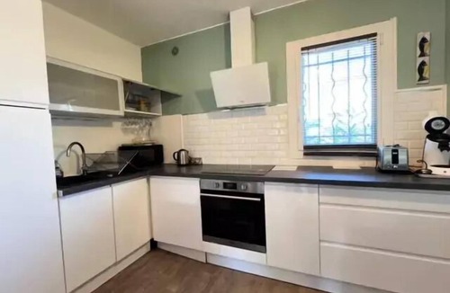Le Grau-Du-Roi Villa | 3-Bedroom Apartment Near the Beach, "Beach House"