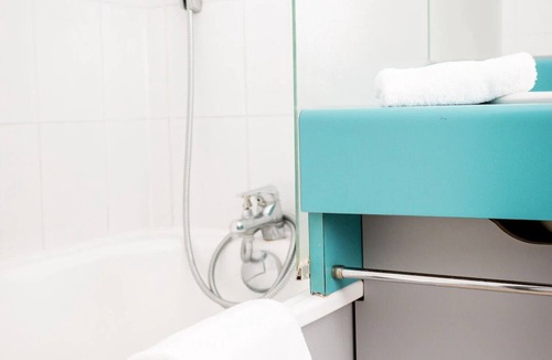 Gap Hotel | 3 Suites l Sophisticated Stay Near Gap and Serre-Ponçon Lake