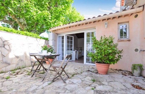 Mouans-Sartoux House | 30 m² Maisonette ∙ 2 guests