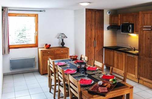 Briancon Apartment | 300m from resort center, fitness, sauna, hammam, terrace, balcony, tv, ski locker, 44m²