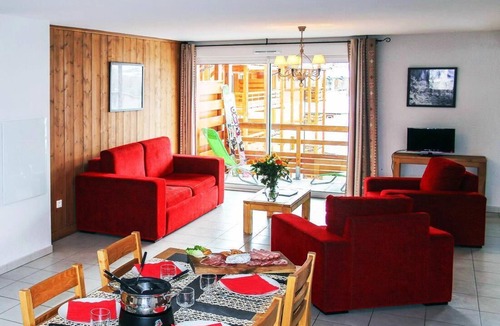 Briancon Apartment | 300m from resort center, fitness, sauna, hammam, terrace, balcony, tv, ski locker, 44m²
