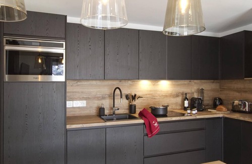 Venosc Apartment | 300m from shops, 2nd floor, terrace, tv, 48m², Les 2 Alpes