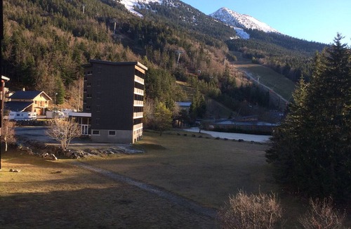 Correncon-en-Vercors Apartment | 32m² Studio near slopes, balcony, parking, 4 guests