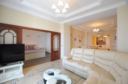 Nice City Centre Apartment | 4-room apartment on the Promenade des Anglais in Nice