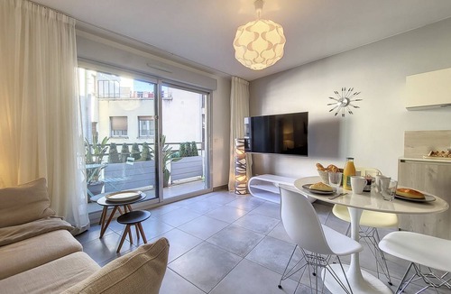 Nice City Centre Apartment | 41 m² Apartment ∙ 1 bedroom ∙ 2 guests