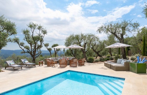 Speracedes Villa | 410 m² Villa ∙ 6 bedrooms ∙ 12 guests