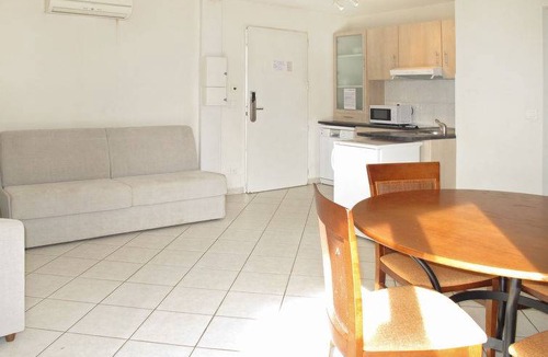 Chateauneuf-sur-Isere Resort | 42 m² Resort ∙ 1 bedroom ∙ 4 guests