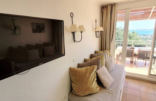 Grimaud Apartment | 45 m² Apartment ∙ 2 bedrooms ∙ 6 guests