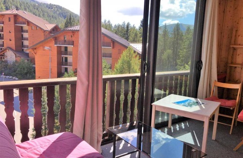 La Joue du Loup Apartment | 48 m² Apartment ∙ 1 bedroom ∙ 7 guests