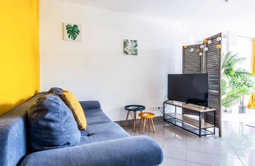 Mandelieu-la-Napoule Beach House | 48 m² House ∙ 2 bedrooms ∙ 4 guests