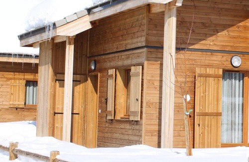 Saint-Etienne-en-Devoluy Ski Chalet | 5/7 pers chalet in Superdévoluy, 2 steps from the slopes, pool & sauna access