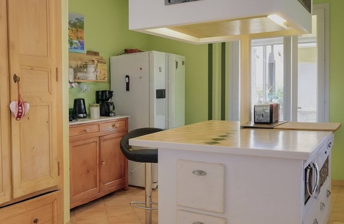 Sarrians House | 5-bedroom air-conditioned house, peaceful countryside near Mont Ventoux