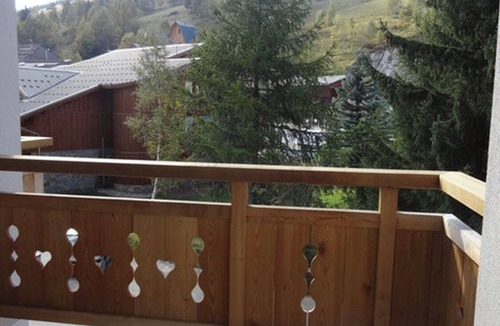 Mont-de-Lans Apartment | 50m2 apartment at the foot of the slopes and all amenities