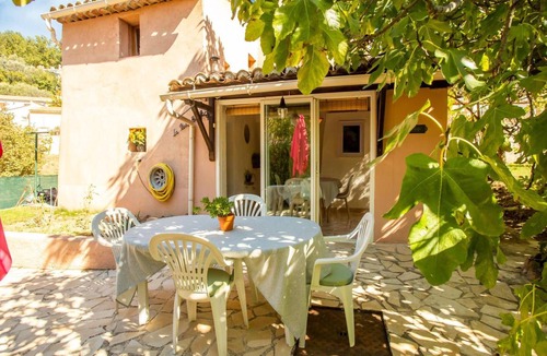 Berre-des-Alpes House | 55 m² House ∙ 1 bedroom ∙ 4 guests