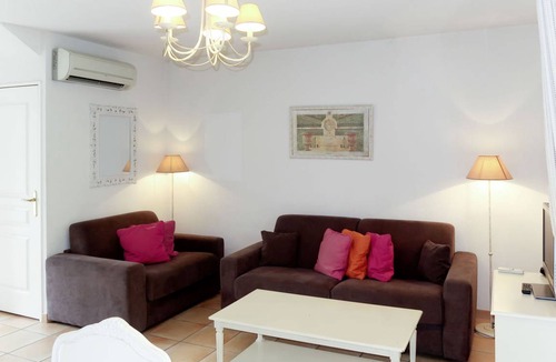 Montauroux House | 63 m² House ∙ 2 bedrooms ∙ 8 guests