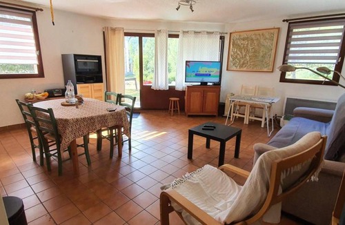 La Salle-les-Alpes Apartment | 65 m² Apartment ∙ 2 bedrooms ∙ 6 guests