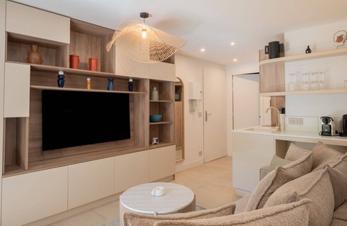 Saint-Tropez City Centre Apartment | 6P apartment in a Citadelle/POOL - Saint-Tropez