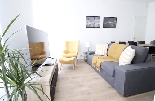 Nice City Centre Resort | 95 m² Private room ∙ 1 bedroom ∙ 1 guest