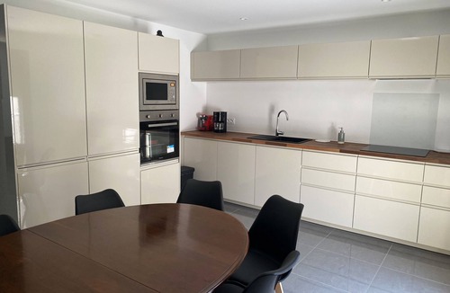 Frontignan House | A 5 min de la Plage, Villa Récente Avec 6 Chambres