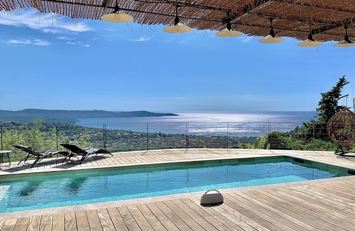 Cavalaire-sur-Mer Villa | A breathtaking view ! Discover Villa "The View"