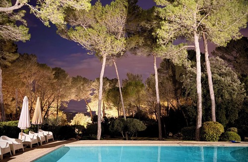 Montferrier-sur-Lez Villa | A CALIFORNIAN IN A PARK of 6000m2