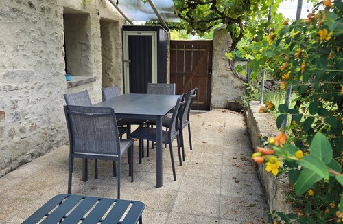 Clisson Cottage | A charming, quiet, and rustic little cottage with a small garden and private parking.