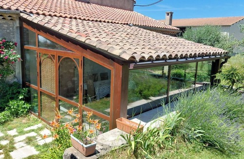 Saint-Martin-de-Castillon House | A country house in the heart of the Luberon, an ode to nature,